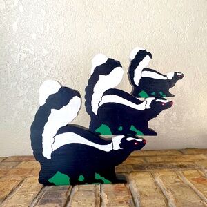 3 Wooden Skunks